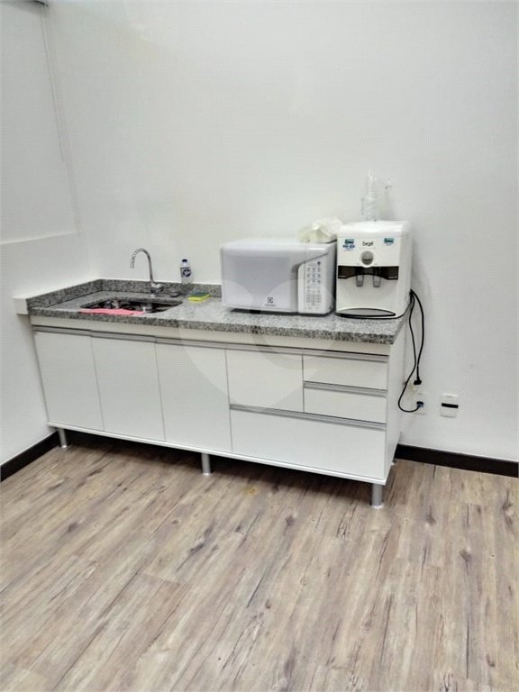 Prédio para alugar em Vila Salles, Atibaia, SP