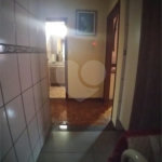 Casa + salão comercial na Vila Vista Alegre