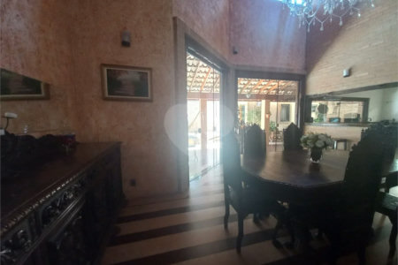 Linda casa com piscina localizada no melhor condomínio de Hortolândia - Green Park.