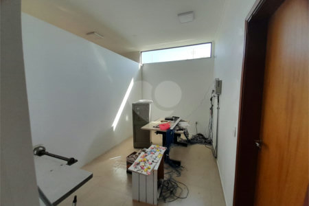 Galpão Industrial no Jardim Tangará - 1.714,91 m² de Área Útil