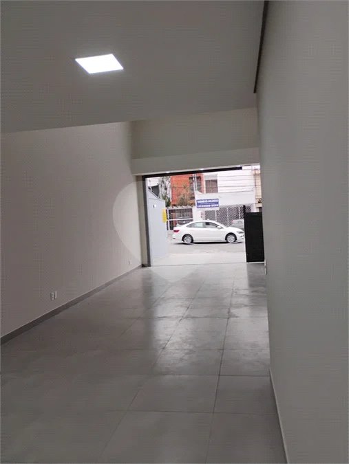 Aluga-se Salão Comercial na Vila Mascote