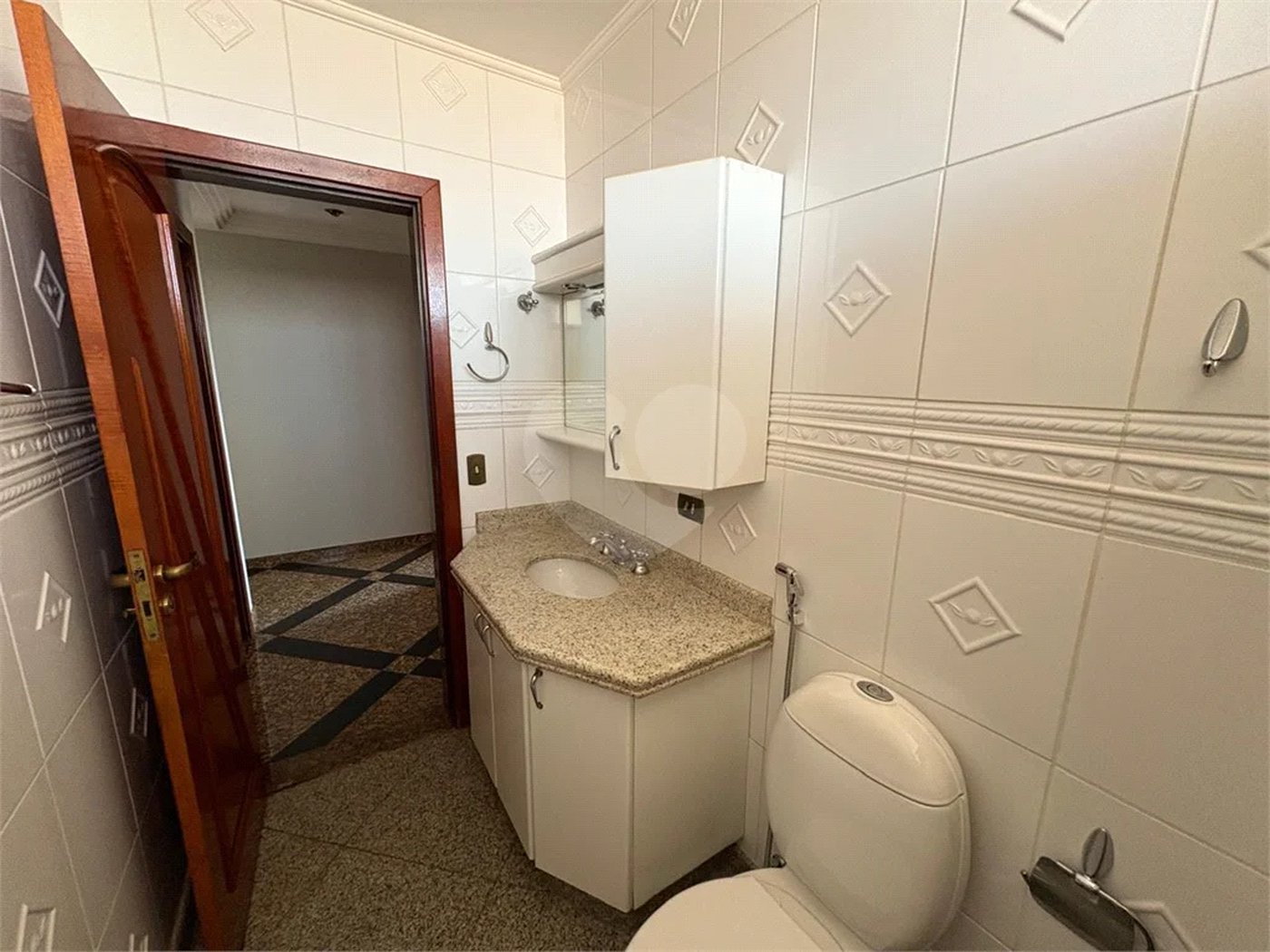 Apartamento disponível no Edifício Palladium no Centro de Piracicaba - SP.
