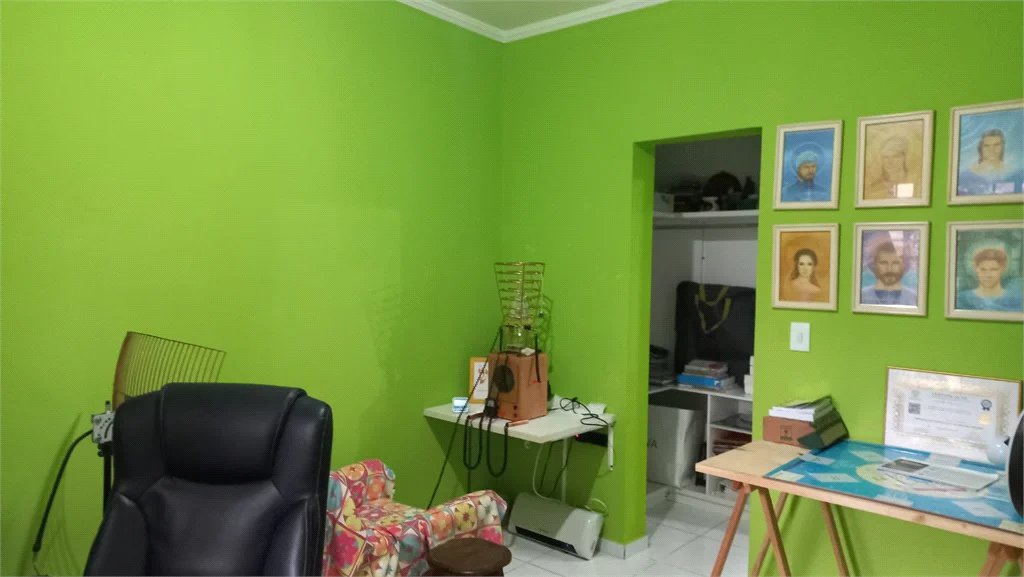 Sobrado à venda com 3 quartos, sendo 1 suíte, em Vila Gomes, São Paulo, SP