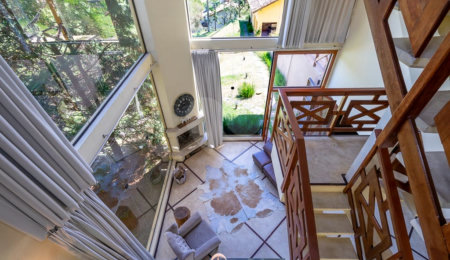 Casa à venda com 4 suítes no condomínio Quebec Ville, São Roque - SP