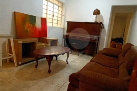 Casa térrea com duas edículas para venda - Saúde, SP.