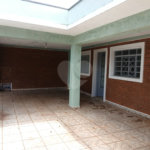 Casa à venda no Jardim Nova São Carlos.