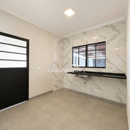 Casa à venda com 2 quartos no condomínio Alto do Capivari, Três Lagoas - MS