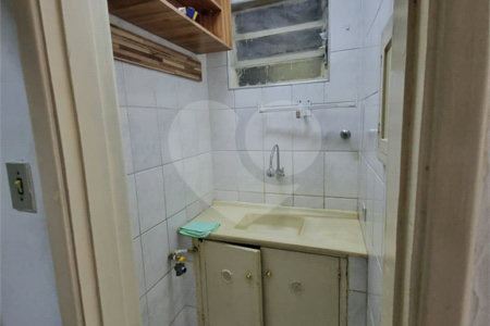 Stúdio na Barra Funda à venda.