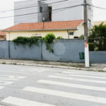 3 minutos a pé do Metrô