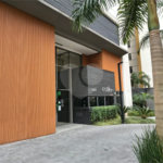 Studio completo, em frente ao Metro Borba Gato.