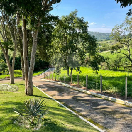 Sítio a venda em Atibaia