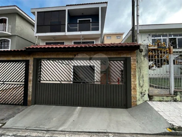 Sobrado à venda com 3 quartos, sendo 1 suíte,  em Vila Nova Cachoeirinha, São Paulo, SP