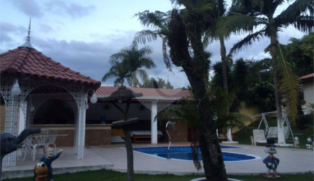 Casa Térrea à venda com 3 quartos, sendo 1 suíte,  em Alpes D'ouro, Bom Jesus dos Perdões, SP