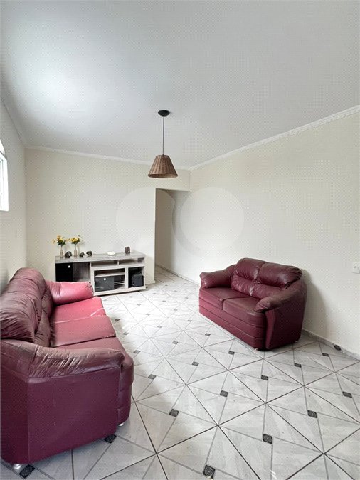 Casa à Venda no Santa Felicia, São Carlos | 2 Dormitórios | Pronta para Morar com Total Conforto