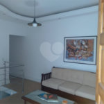Sobrado espaçoso e bem localizado