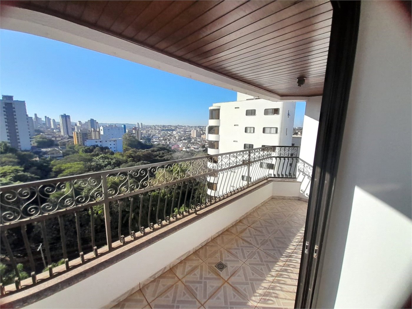 Aparatamento a venda no Terrazo Di Firenze