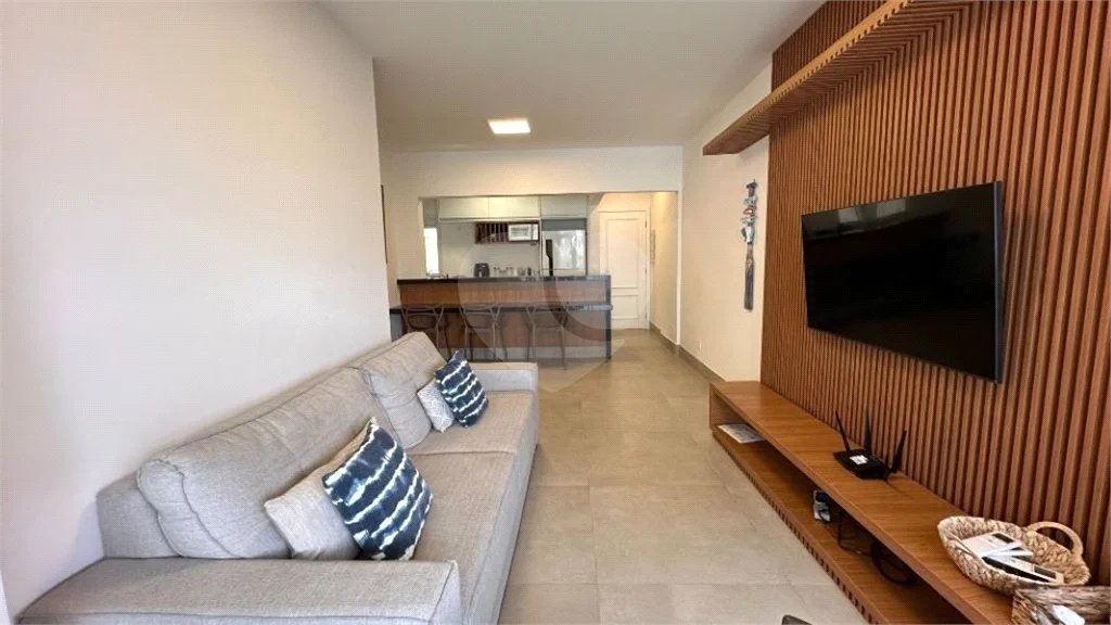Apartamento à venda com 3 quartos, sendo 1 suíte,  em Riviera de São Lourenço, Bertioga, SP