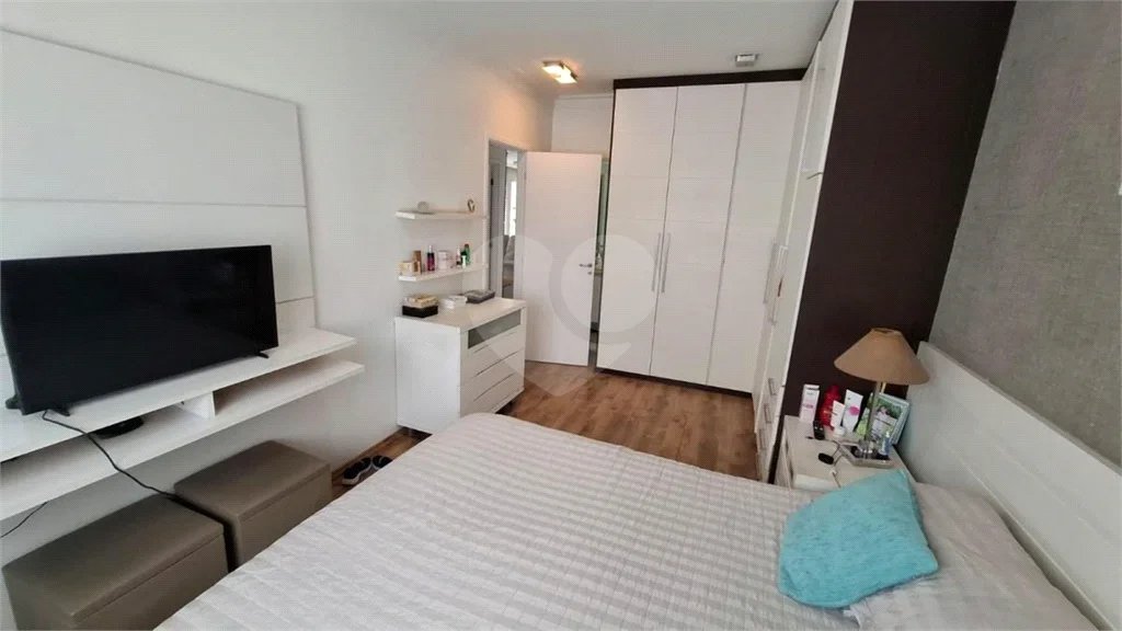 Apartamento a venda no Ipiranga com 3 dormitórios e 2 vagas com 115m² Aceita e estuda Permuta.