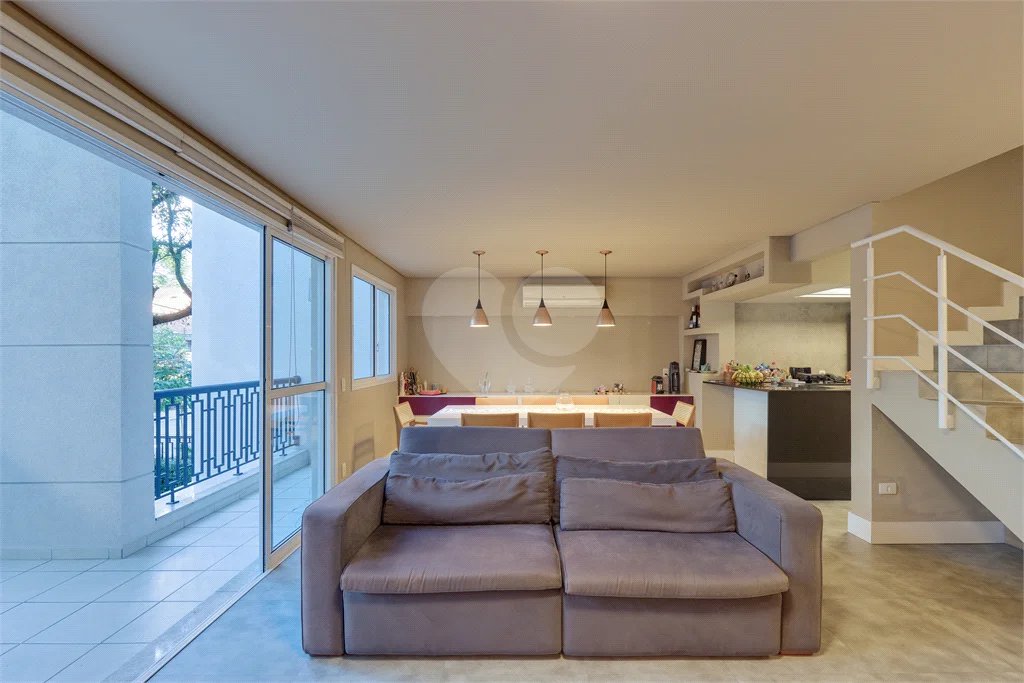 Apartamento Duplex com 3 quartos á venda em Alto da Boa Vista, São Paulo - SP