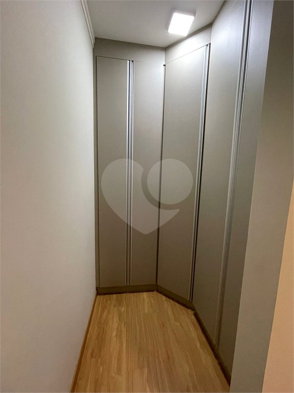 Casa no Condomínio Quebec