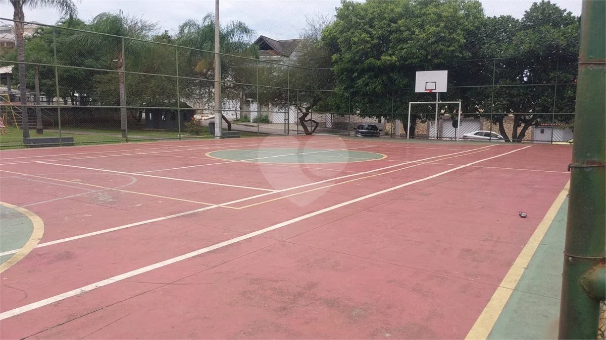 CONDOMÍNIO VALE DAS PALMEIRAS - CASA 3 QTOS + SUITE + PISCINA + GARAGEM 4 CARROS + ENERGIA SOLAR