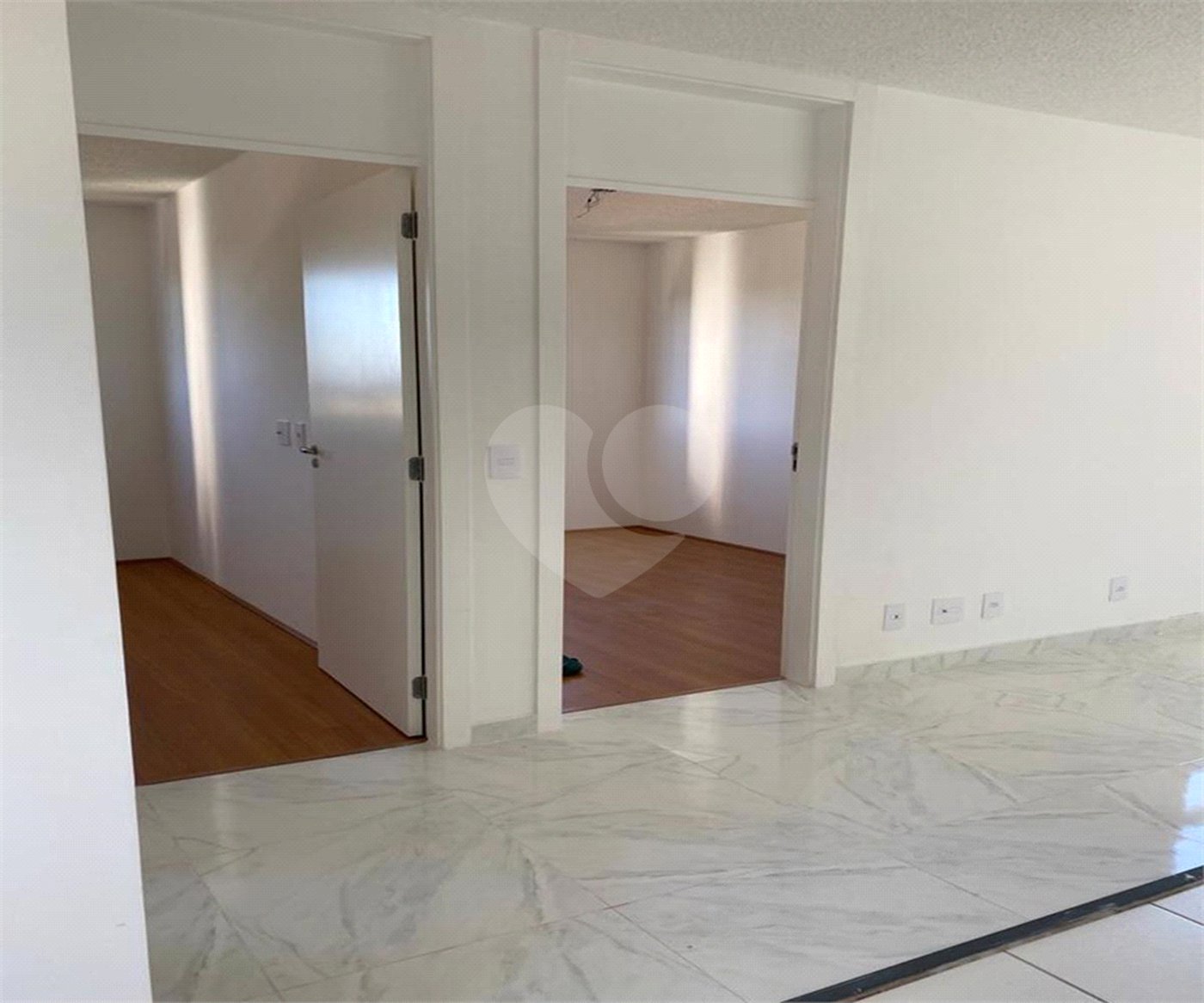 Apartamento Com Dois Dormitórios