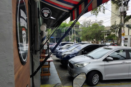 Prédio comercial no jardim bonfiglioli.