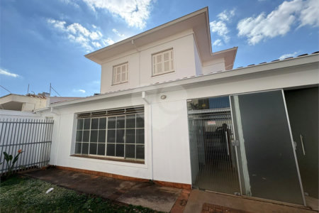 Ótima oportunidade para moradia ou investimento comercial!