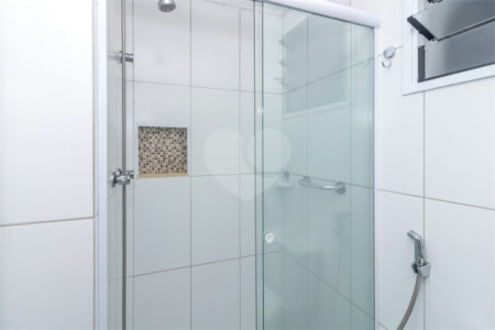 **Apartamento na Saúde 61m² | 2 dormitórios | 1 suíte | 2 vagas | depósito privativo**