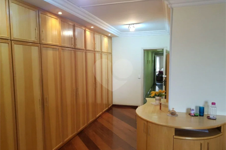 Apartamento 4 dormitórios na Saúde