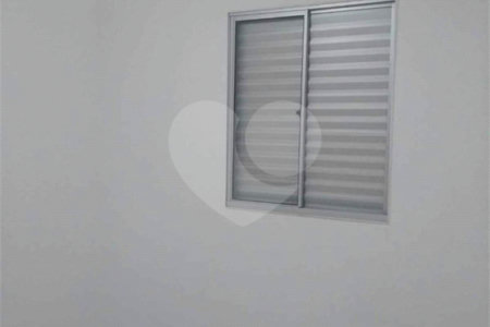 Apartamento no Condomínio Monte Logan.