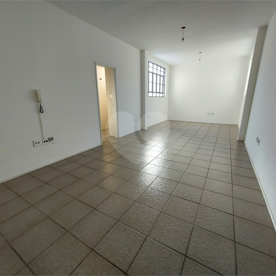 Sala Comercial para Locação no Jardim Primavera em Valinhos/SP