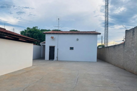Casa à venda com 3 quartos, sendo 1 suíte, em Santa Rita, Três Lagoas, MS