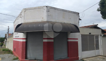 Casa à venda com 4 quartos em Jardim Brasil, São Carlos, SP