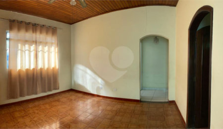 Casa Térrea à venda com 2 quartos, sendo 1 suíte, em Quarta Parada, São Paulo, SP