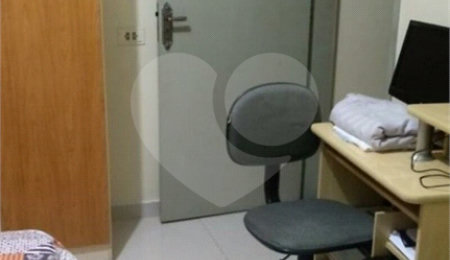 Sobrado à venda com 3 quartos em Condomínio Maracanã, Santo André, SP