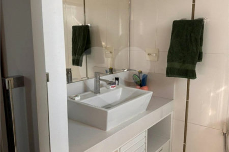 Apartamento á venda MOBILIADO com 128m², 3 suítes, 2 vagas, no centro de Santo André
