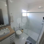 Linda Casa 3 dormitórios com piscina - R$ 950.000,00
