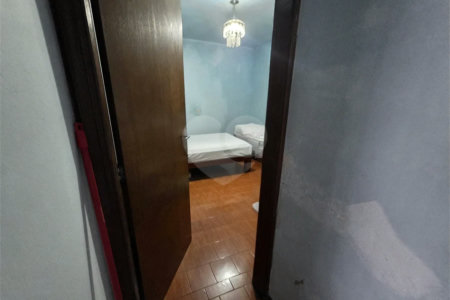 Casa térrea, 2 dormitórios com salão comercial Jd. Nova São Carlos