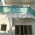 Casa á venda com 230m², 4 dorms, 2 suítes e 4 vagas na Vila Clementino. Estuda permuta.