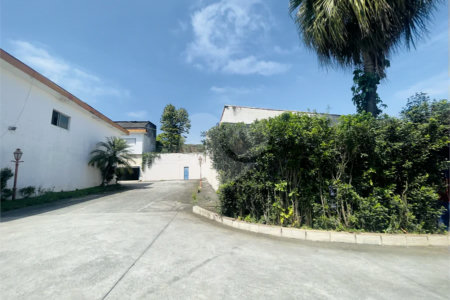Área Estratégica 4.700 m² - Próxima à Anchieta em São Bernardo do Campo excelente Negócio!
