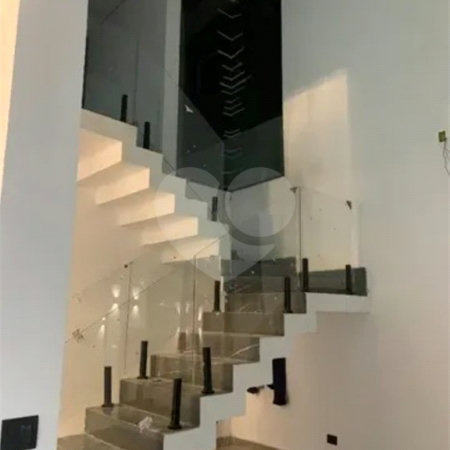 MAGNÍFICA CASA de 250 m² para VENDA NO CONDOMÍNIO VALE DAS AGUAS EM BRAGANÇA PAULISTA