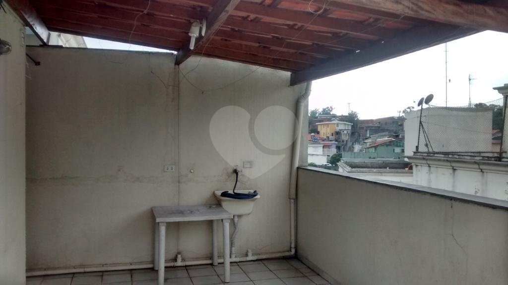 Ótima cobertura com 3 dormitórios,1 suíte, Condomínio com lazer e ótima localização.,