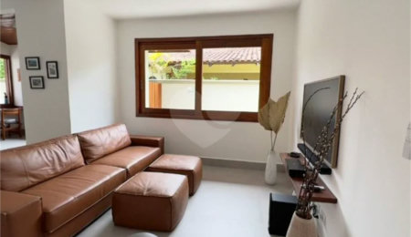 Casa à venda com 4 quartos, sendo 3 suítes,  em Morada da Praia, Bertioga, SP