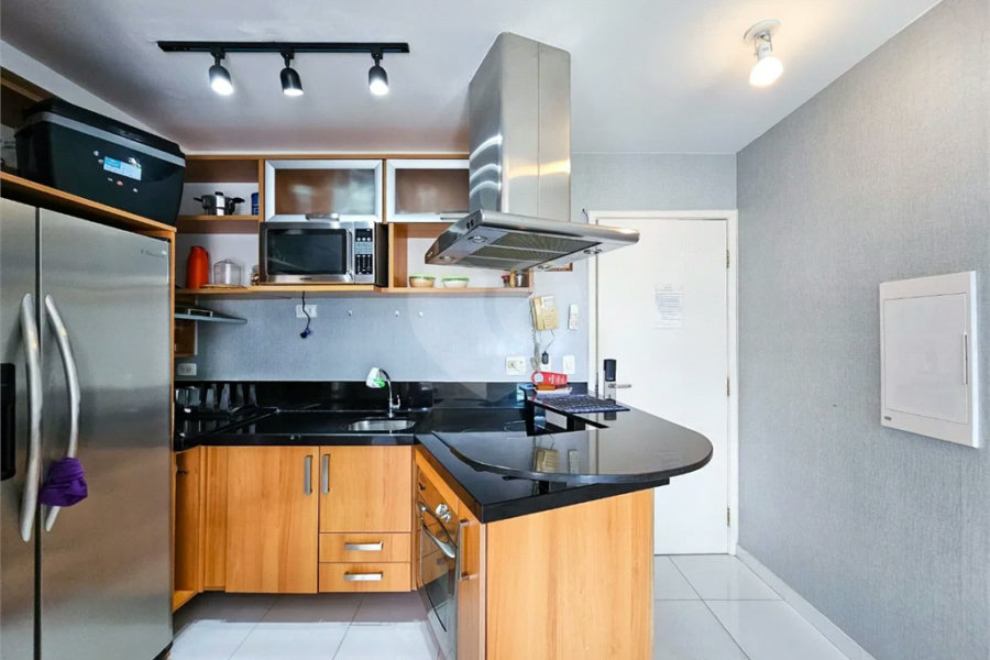 Cobertura à venda com 2 quartos, sendo 1 suíte, em Riviera de São Lourenço, Bertioga, SP