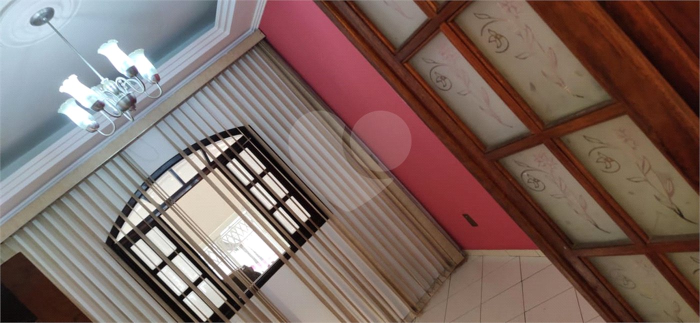 Casa Residencial Jardim São Carlos á venda.