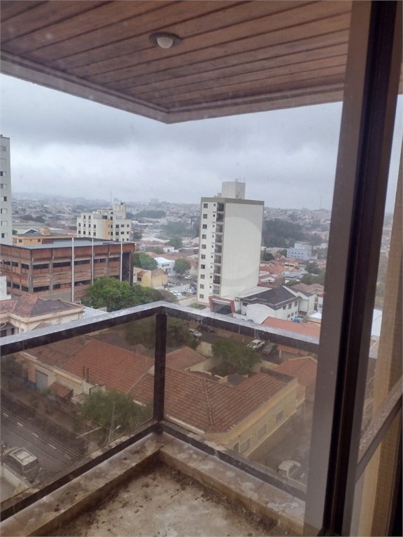 Apartamento no Edificio Jatiúca á venda.
