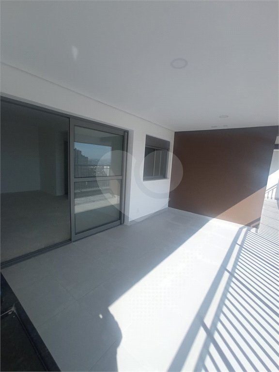Apartamento na Região do Belém à 5 Minutos do Metrô. Excelente Localização 3 Dormitórios sendo 3 Suítes e 2 Vagas