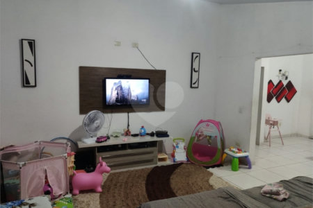 Sobrado à venda com 290m² na região central de Bom Jesus dos Perdões – SP