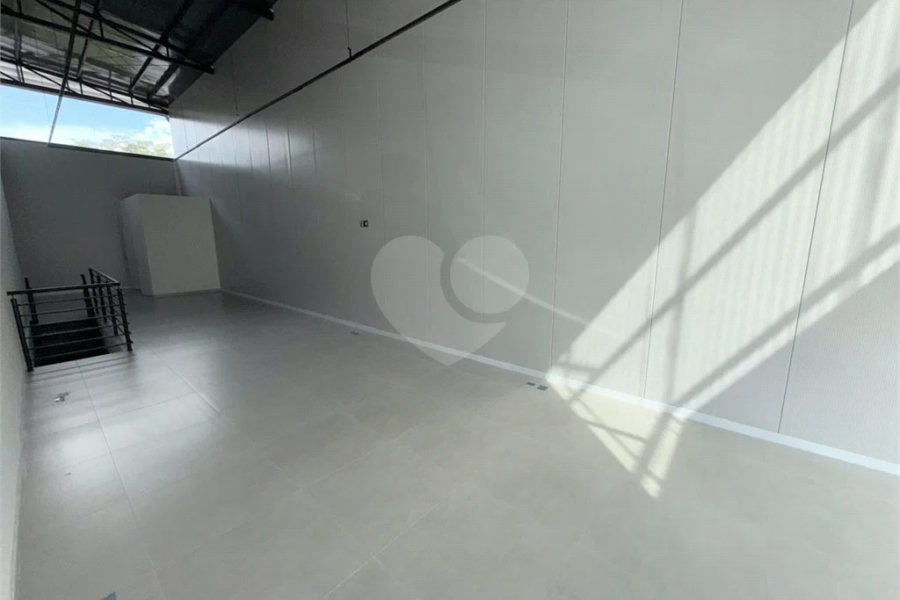 Salão Comercial para Locação – Vila Rezende